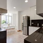 Home Out Rooms & Apartments