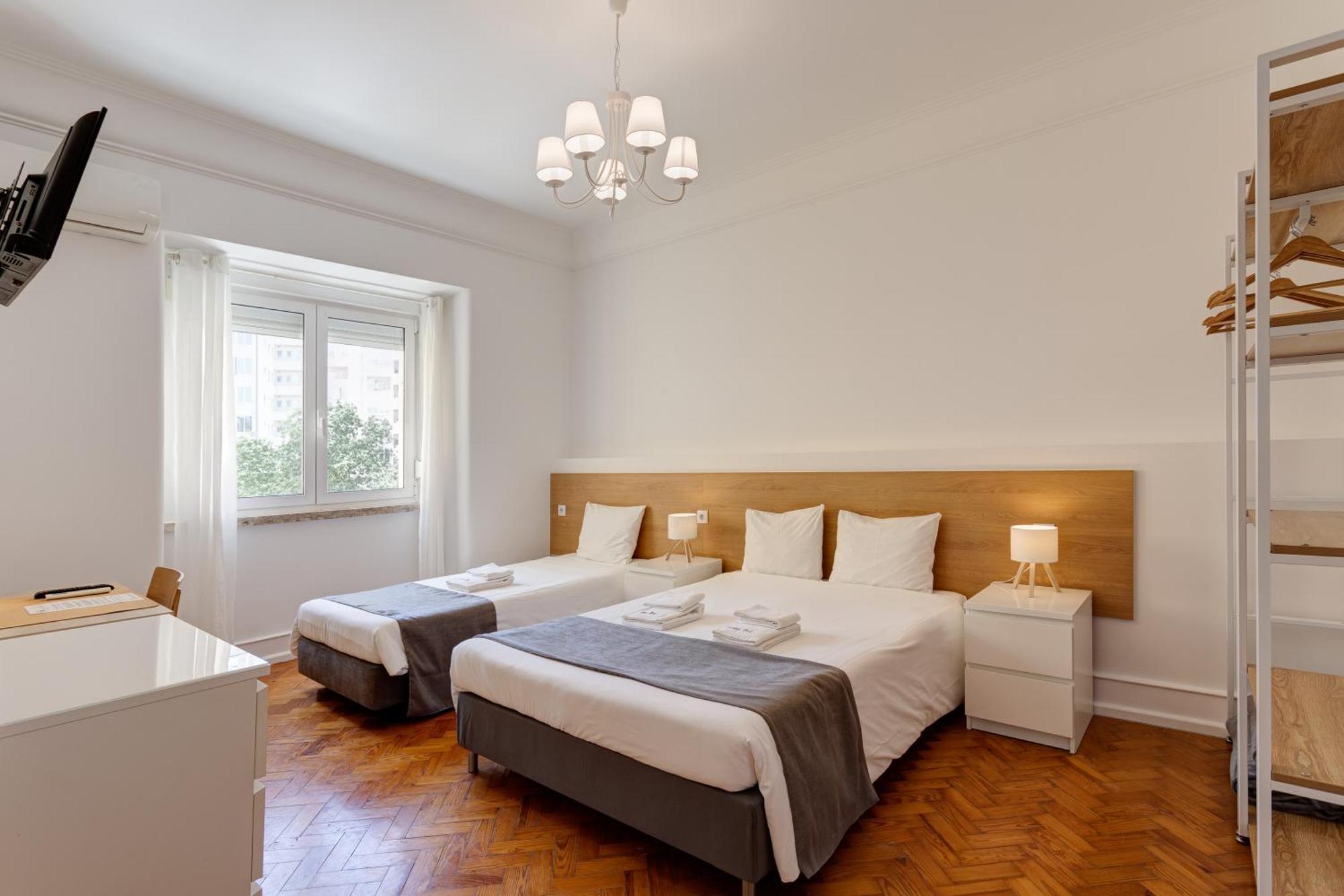 Apartment Home Out Rooms & Apartments Lisbon