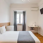 Home Out Rooms&Apartments